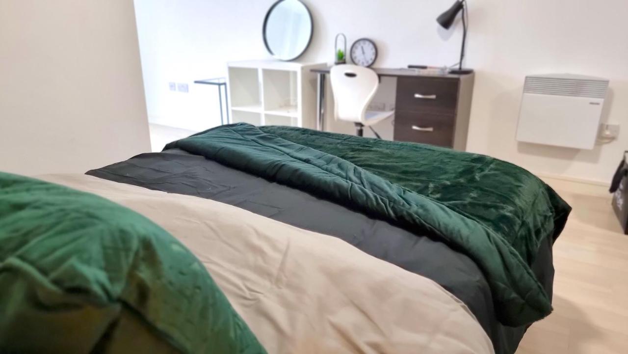 Spacious City Studio / Wifi / Parking 利物浦 外观 照片