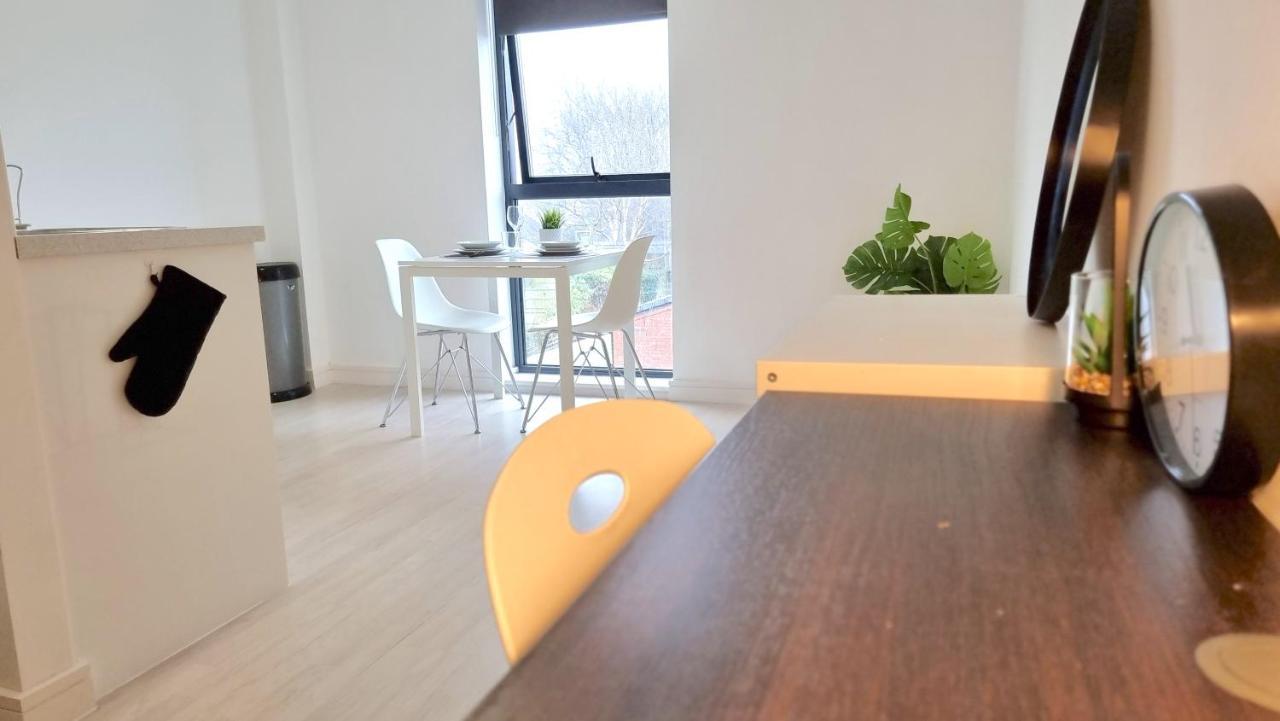 Spacious City Studio / Wifi / Parking 利物浦 外观 照片