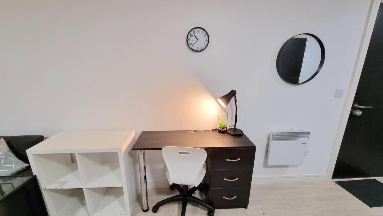 Spacious City Studio / Wifi / Parking 利物浦 外观 照片