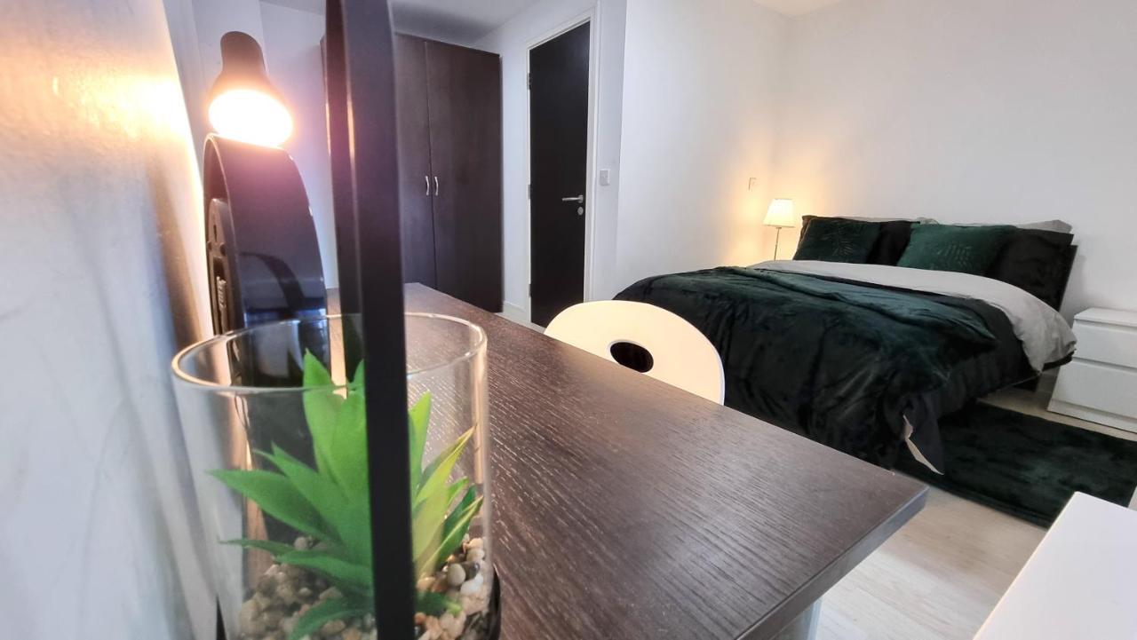 Spacious City Studio / Wifi / Parking 利物浦 外观 照片