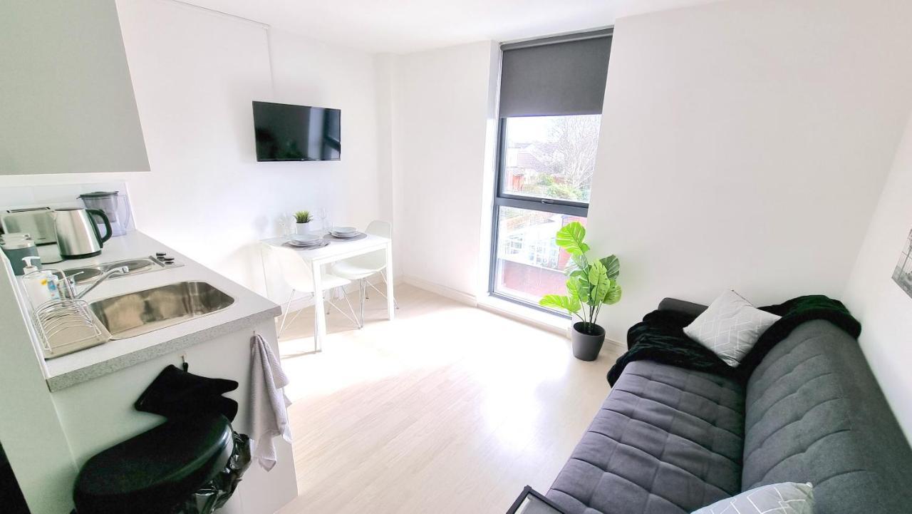 Spacious City Studio / Wifi / Parking 利物浦 外观 照片